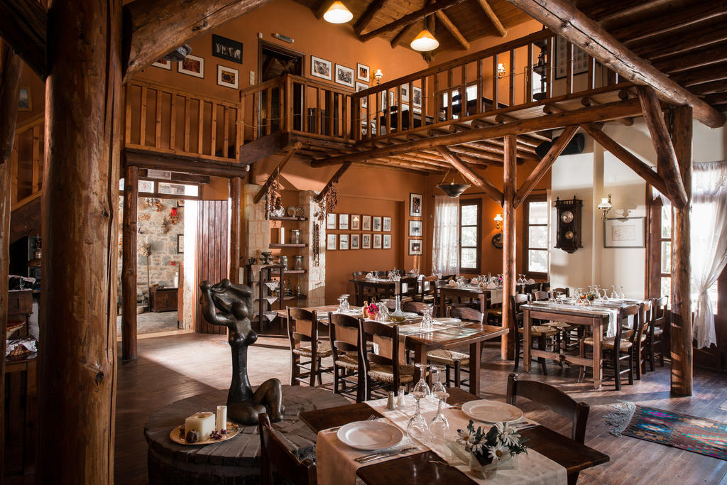 Enagron Ecotourism Village Axós Екстериор снимка