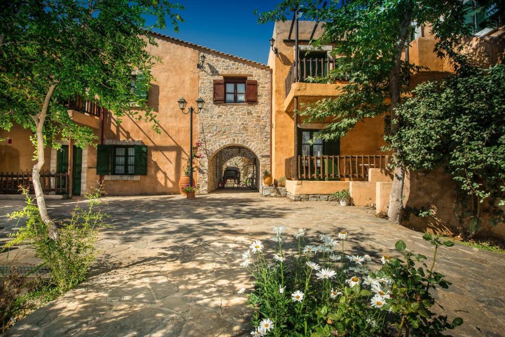 Enagron Ecotourism Village Axós Екстериор снимка
