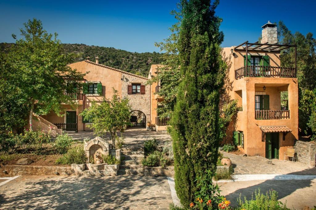 Enagron Ecotourism Village Axós Екстериор снимка