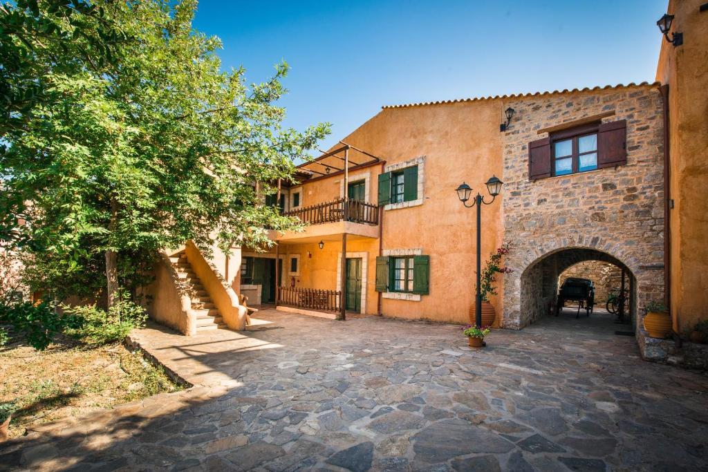 Enagron Ecotourism Village Axós Екстериор снимка